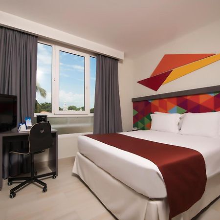 Novus Plaza Hodelpa Hotel Санто Доминго Екстериор снимка